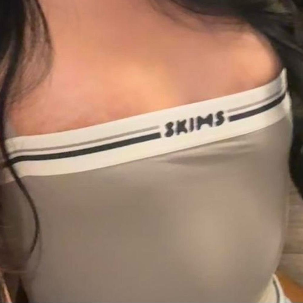 NWT SKIMS 2X Fits Everybody Logo Bodysuit - Picture 6 of 6